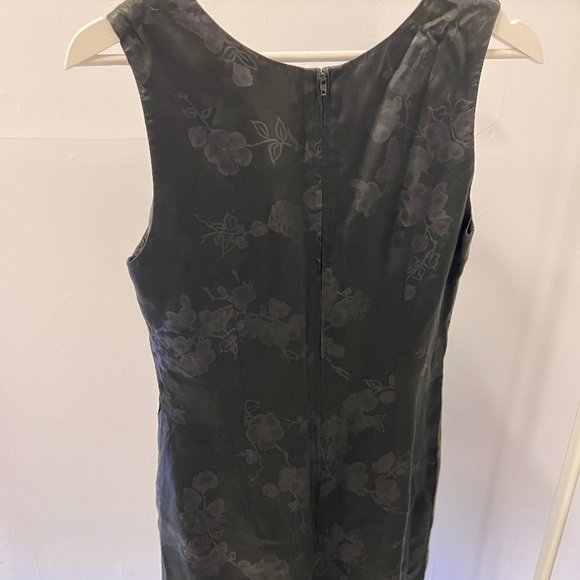 Satin Sleeveless Dress with Floral Print in Black - Picture 4 of 5